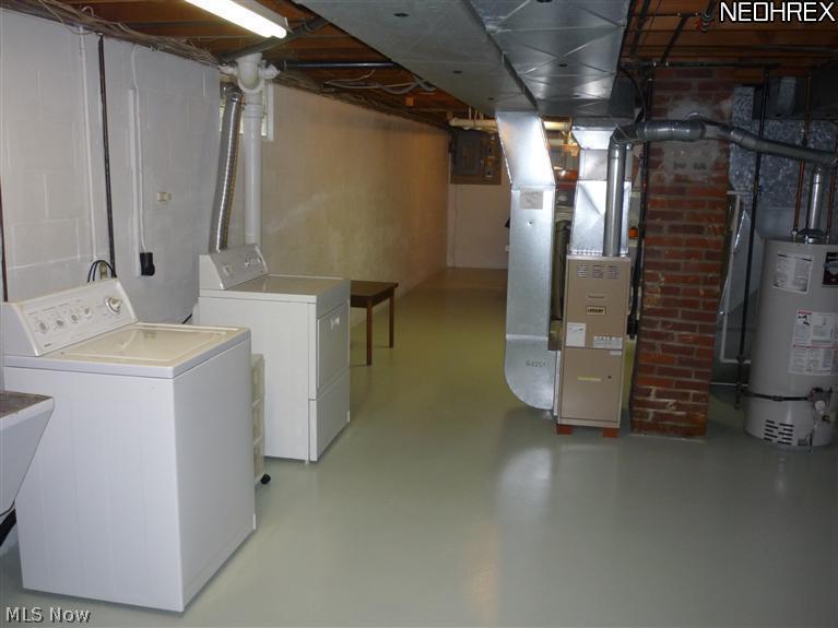 3760 Baird Road Stow, OH 44224 - Photo 19 of 25 This place is CLEAN!