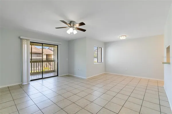 $1,425 | 1040 South Buena Vista Drive, Unit 1065, Lake Alfred, FL 33850