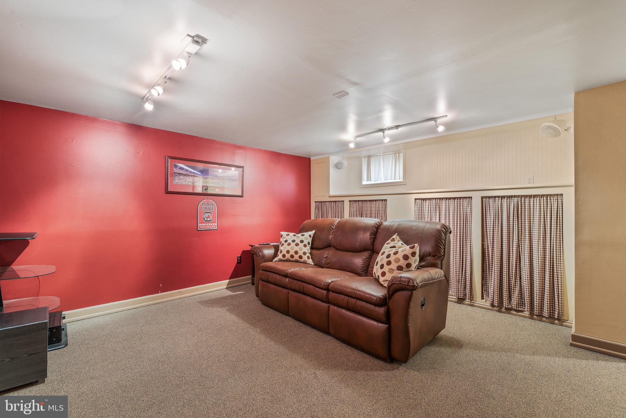 1835 Darrich Drive Baltimore, MD 21234 - Photo 25 of 30