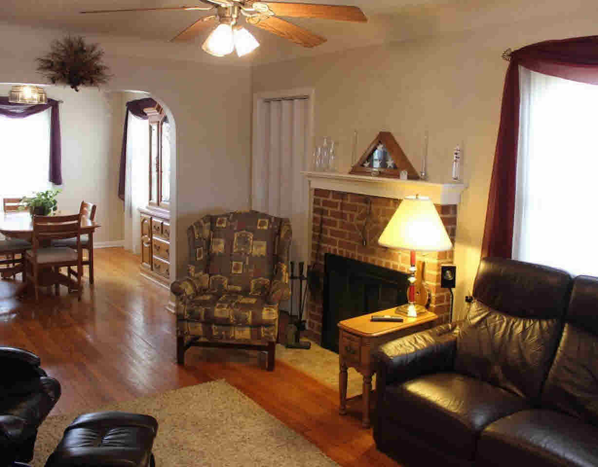 5500 Richfield Road Flint, MI 48506 - Photo 7 of 31 21294451-6.JPG