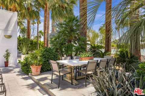 a view of outdoor space yard and patio