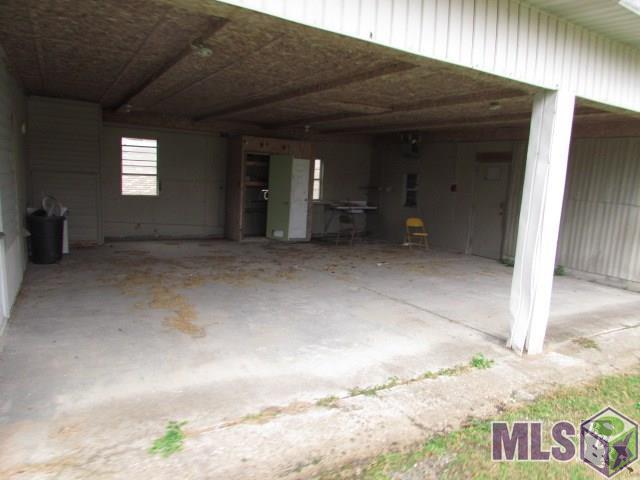 1002 Bayou Blue Road Houma, LA 70364 - Photo 2 of 11 CARPORT