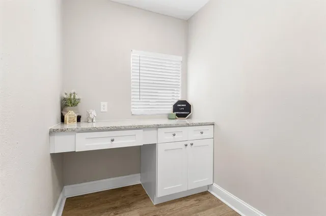 $314,999 | 714 Pleasant Valley Road, Garland, TX 75040