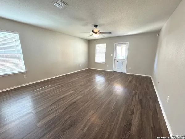 $2,150 | 7699 Paraiso Haven, Boerne, TX 78015