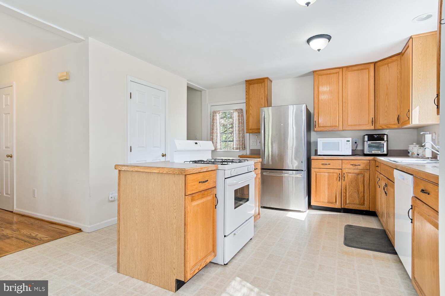 6963 Bellevue Road Royal Oak, MD 21662 - Photo 16 of 37