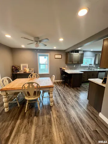 $129,000 | 201 West Lafayette Street, Clayton, IL 62324