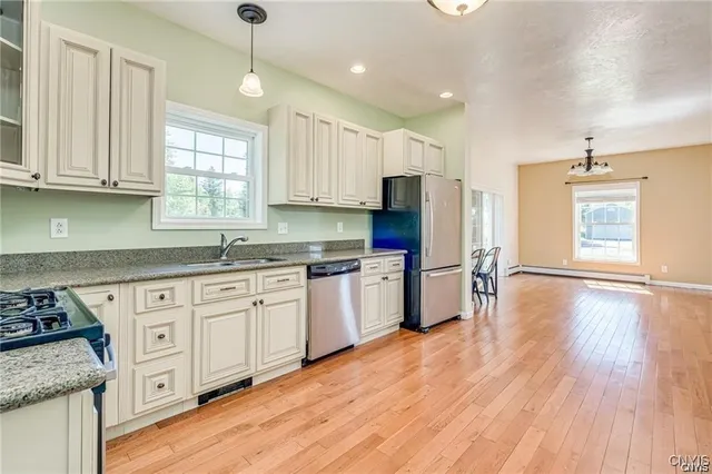 $2,300 | 26558 Andrew Drive, Le Ray, NY 13601