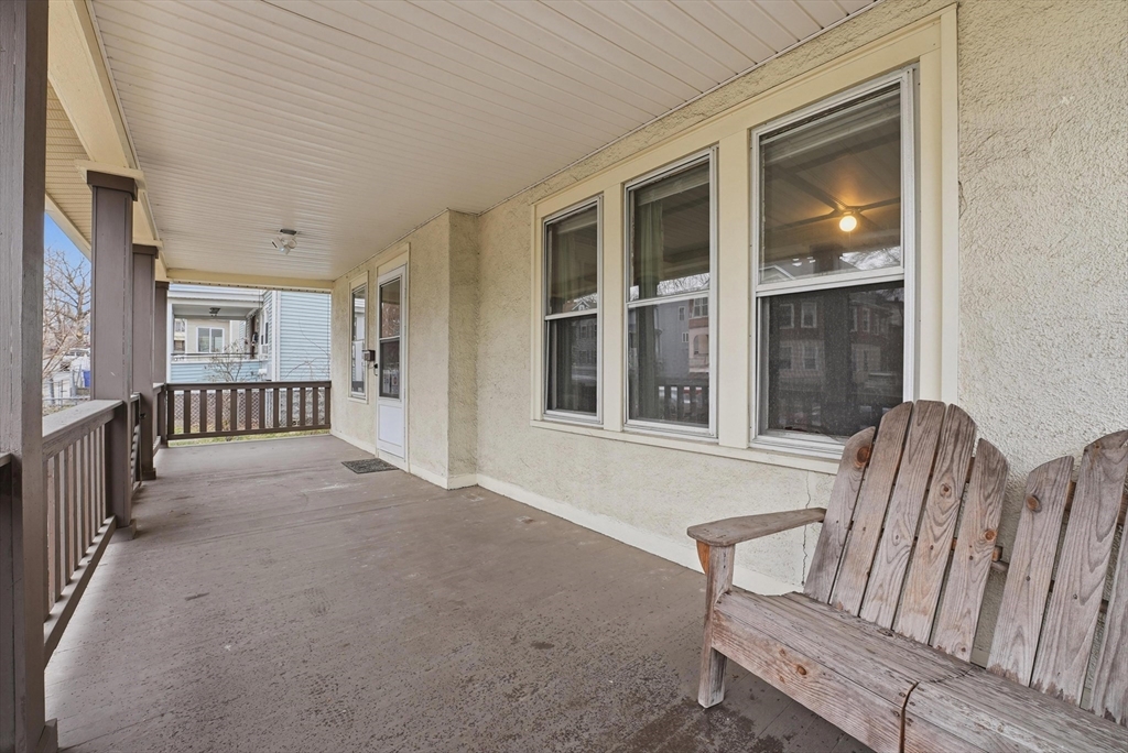 127 Orange Street Springfield, MA 01108 - Photo 3 of 37