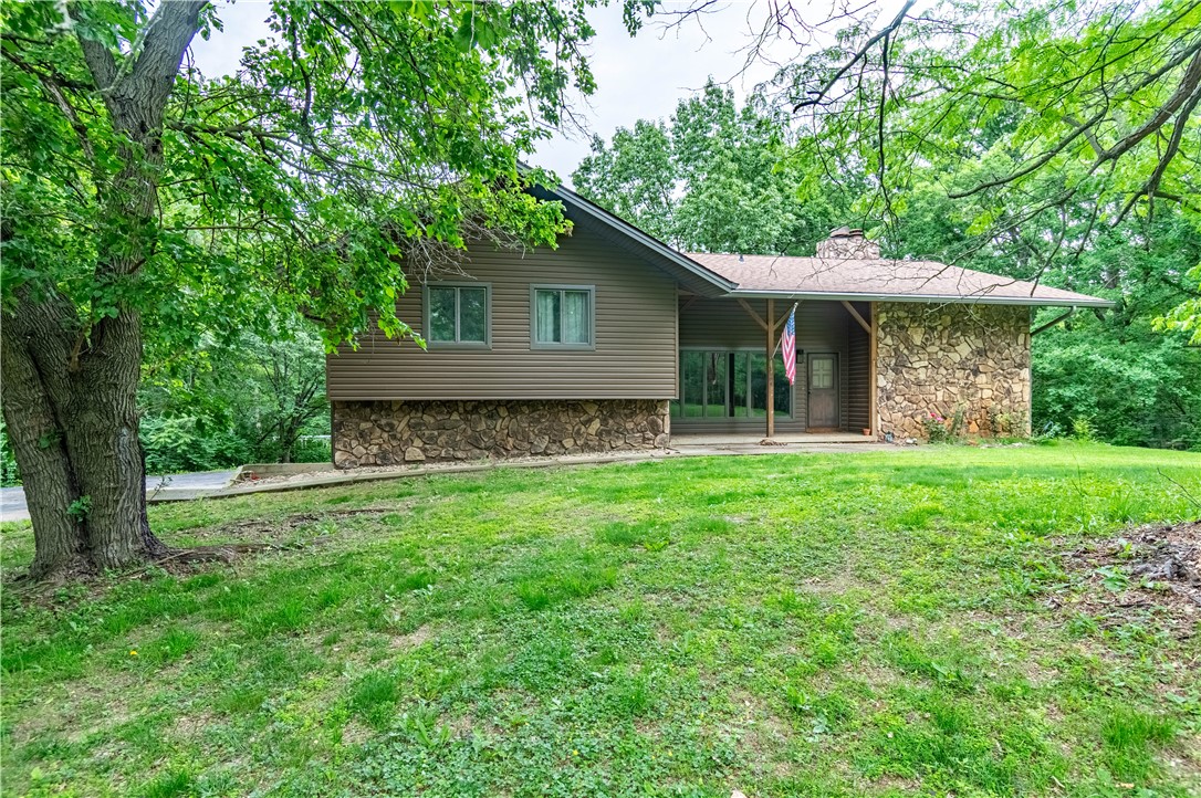 1956 Highlawn Road Decatur, IL 62521 - Photo 26 of 33