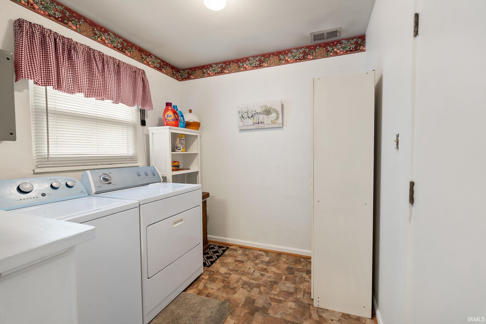 1109 West Riga Avenue Marion, IN 46952 - Photo 16 of 29