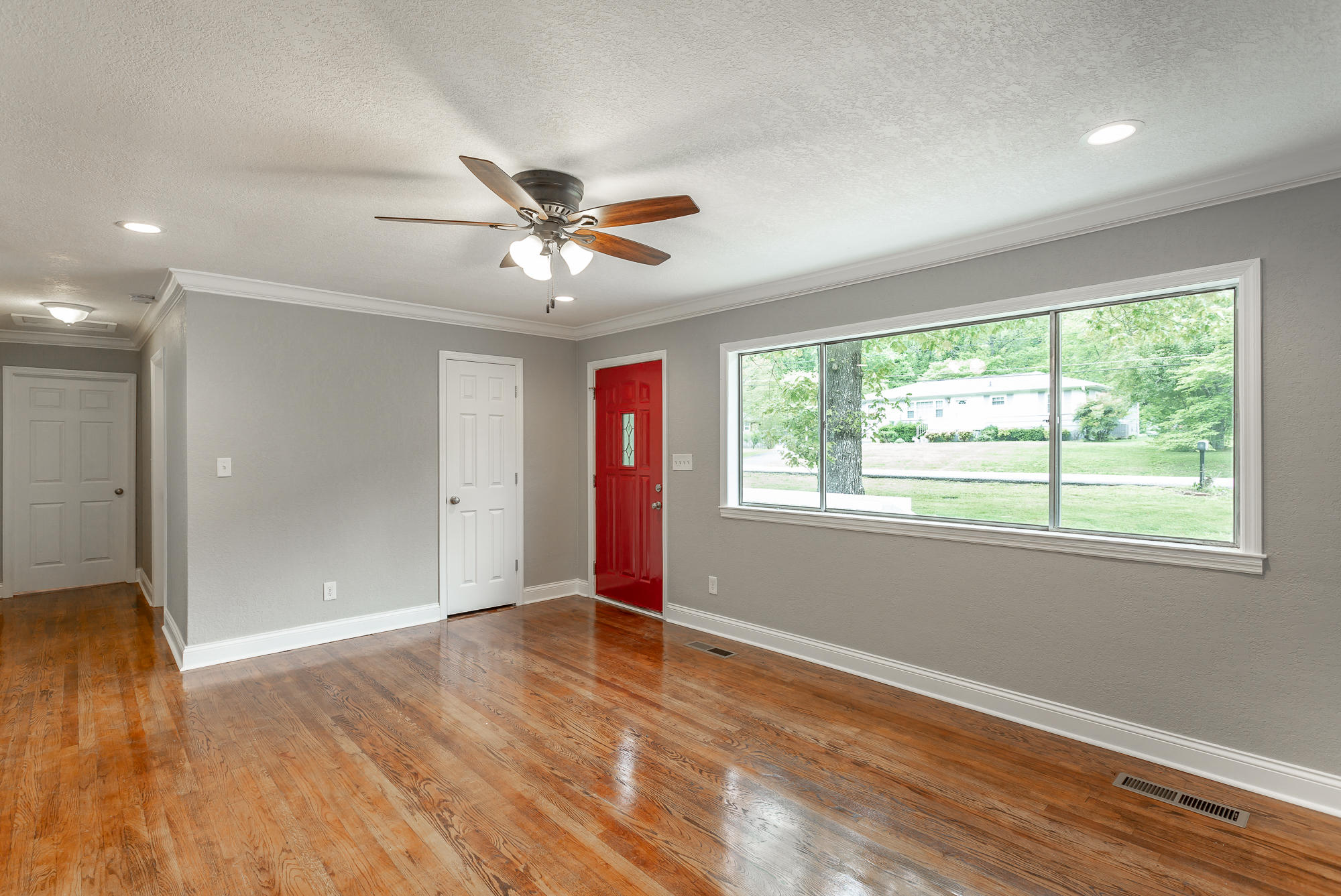 4714 Eldridge Road Hixson, TN 37343 - Photo 5 of 31 4714 Elderidge Rd. HD-16