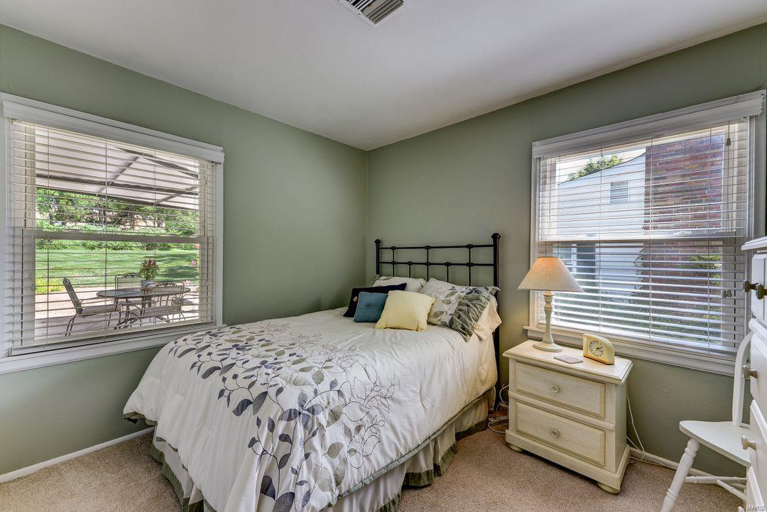 1128 Ruth Drive St. Louis, MO 63122 - Photo 13 of 19 Gallery Image 13