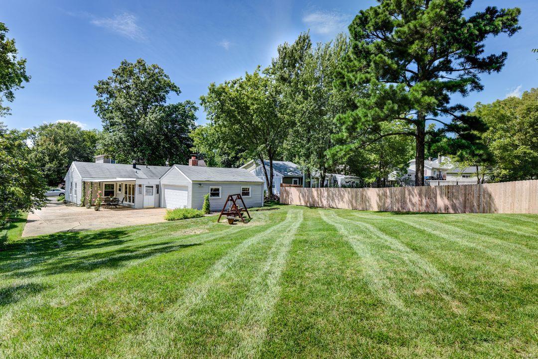 1128 Ruth Drive St. Louis, MO 63122 - Photo 15 of 19 Gallery Image 15