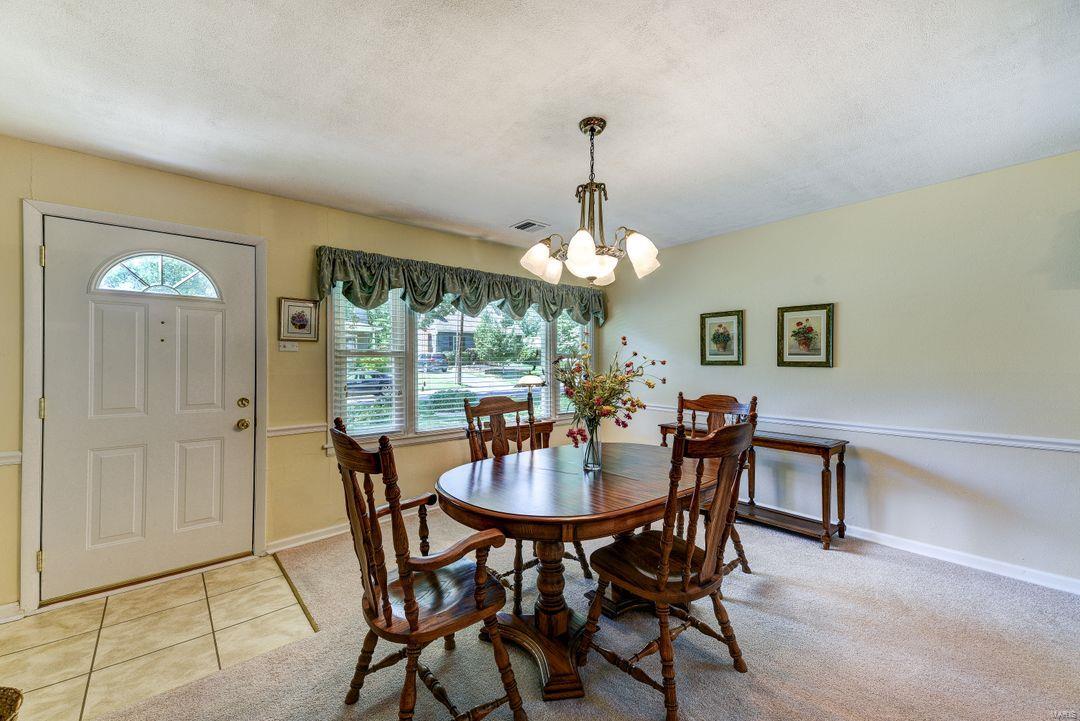 1128 Ruth Drive St. Louis, MO 63122 - Photo 3 of 19 Gallery Image 3