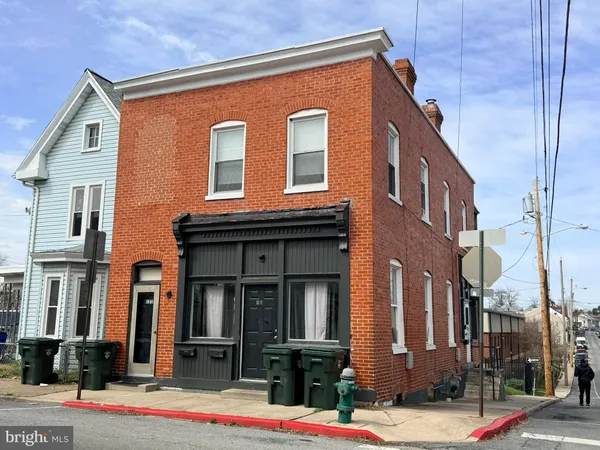 $285,000 | 121 High Street, Hagerstown, MD 21740