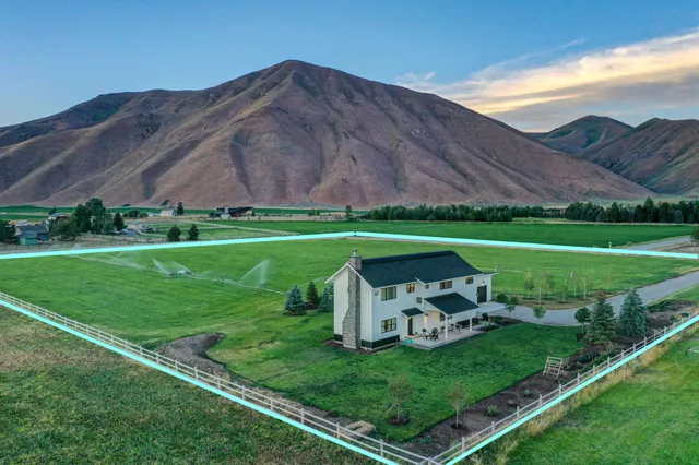 $1,375,000 | 201 Equus Loop, Blaine County, ID 83313