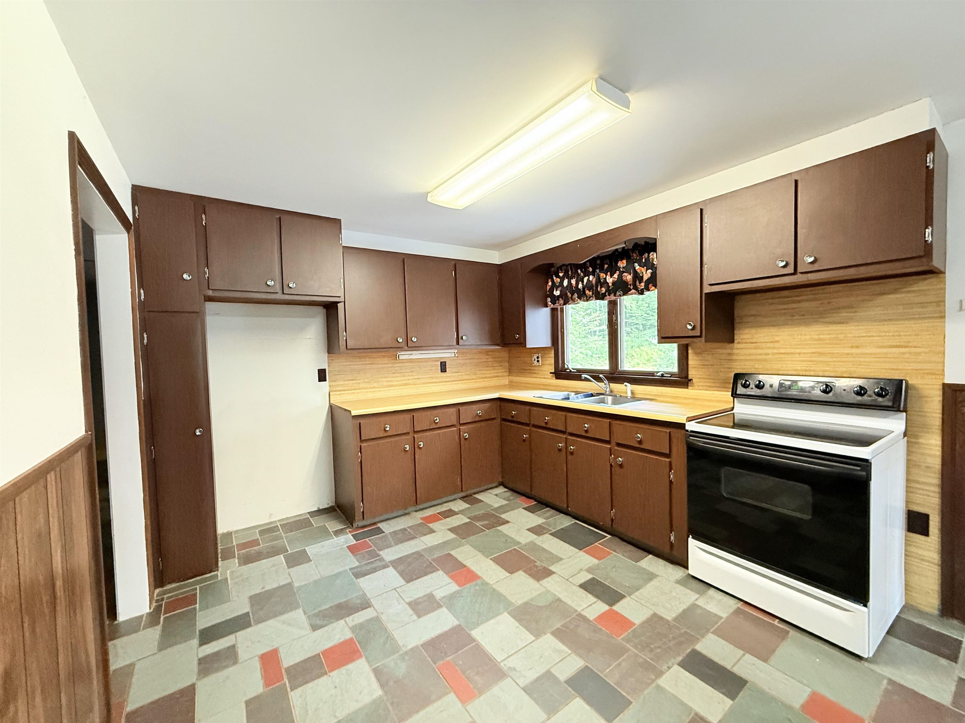 651 Suncook Valley Road Alton, NH 03809 - Photo 8 of 41