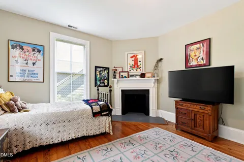 $949,000 | 124 North Bloodworth Street, Raleigh, NC 27601
