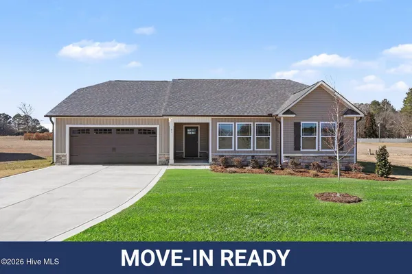 $317,900 | 61 Maxwell Farm Lane, Selma, NC 27576