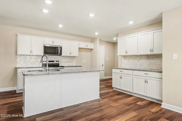 $317,900 | 61 Maxwell Farm Lane, Selma, NC 27576