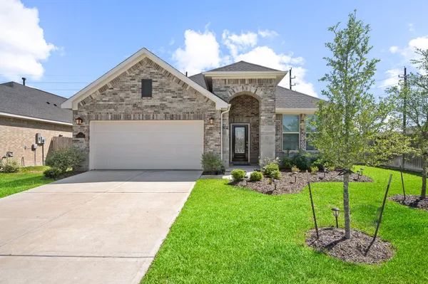 $2,200 | 31243 Conover Drive, Fulshear, TX 77441