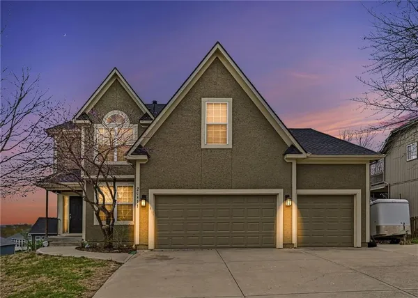 $479,900 | 20811 West 48th Street, Shawnee, KS 66218