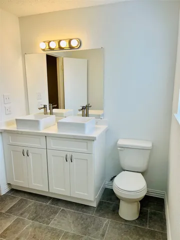 $1,900 | 1026 Fallbrook Drive, Houston, TX 77038