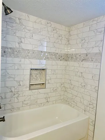 $1,900 | 1026 Fallbrook Drive, Houston, TX 77038