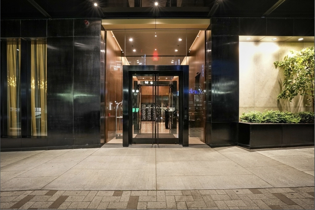 1 Franklin Street, Unit 4308 Boston, MA 02110 - Photo 3 of 42