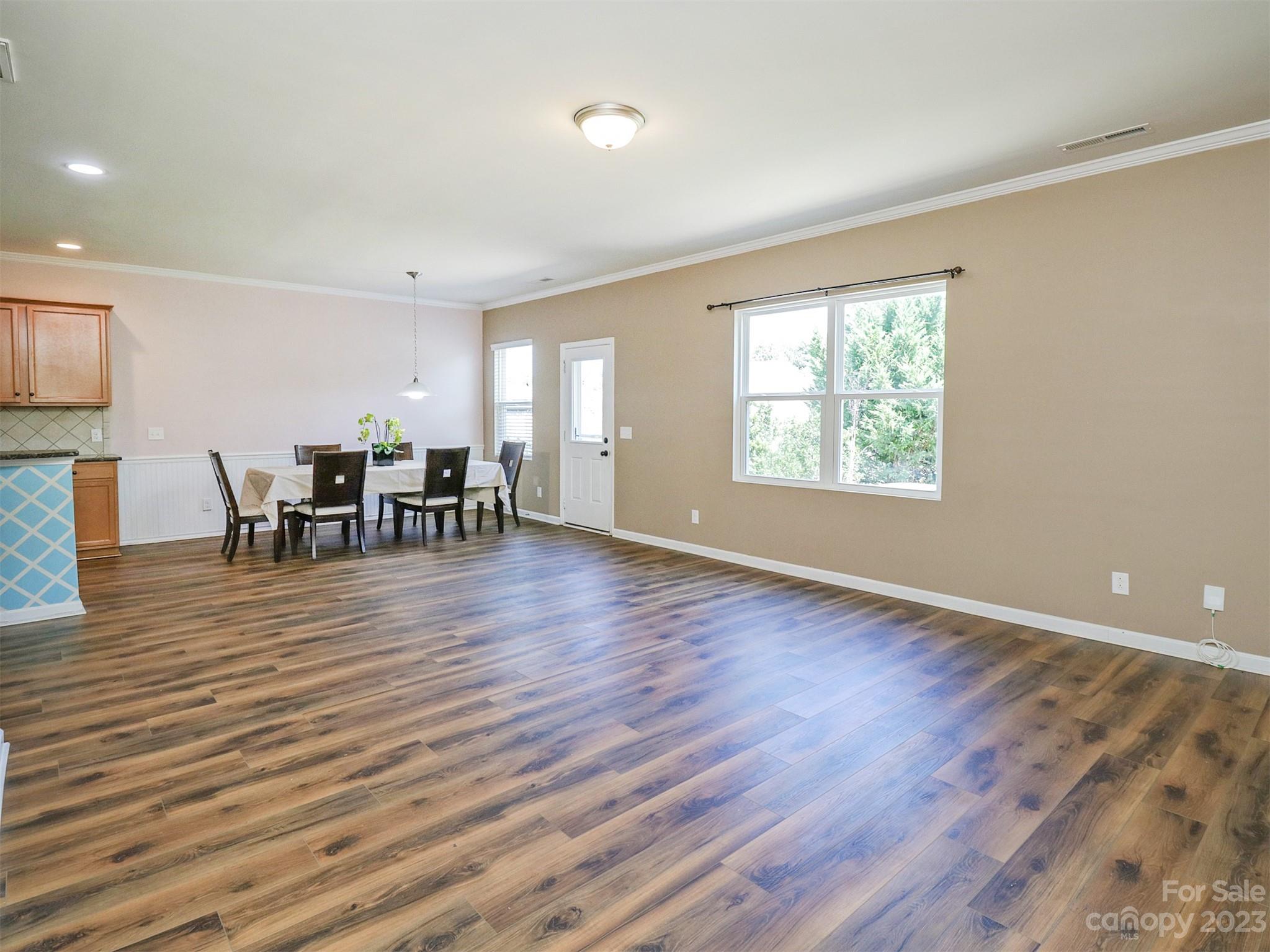 9019 Paddle Oak Road Charlotte, NC 28227 - Photo 5 of 36 Gallery Image 5