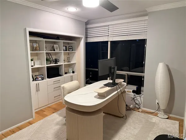 $3,600 | 4501 Lindell Boulevard, Unit 4B, St. Louis, MO 63108