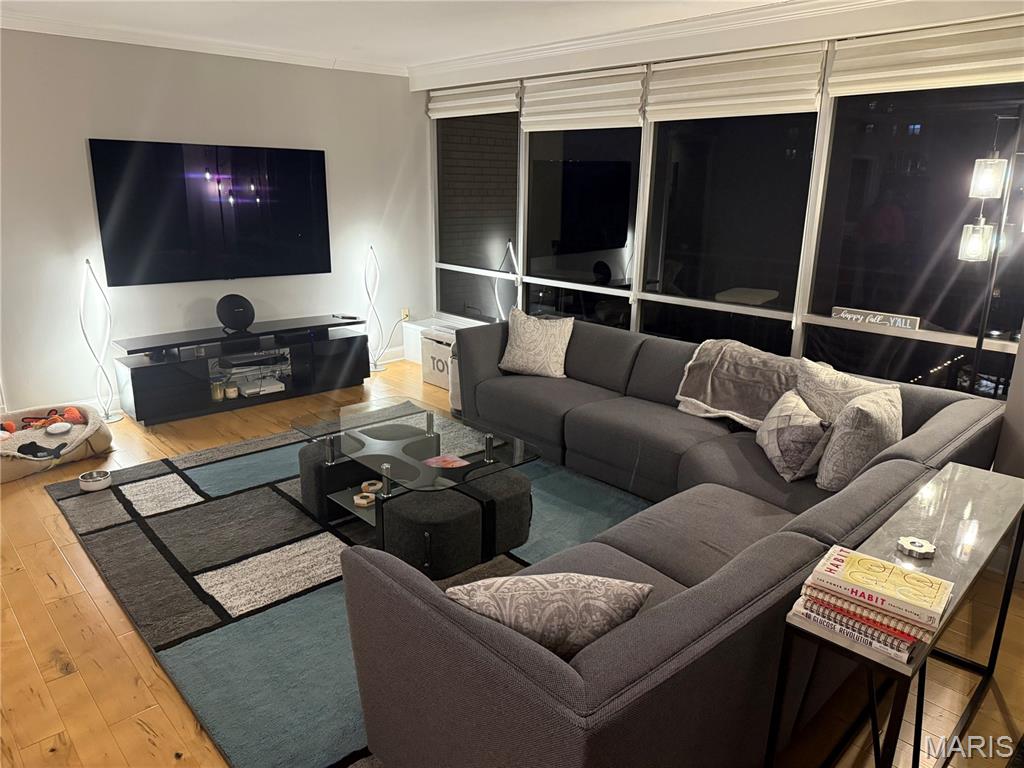 4501 Lindell Boulevard, Unit 4B St. Louis, MO 63108 - Photo 7 of 13