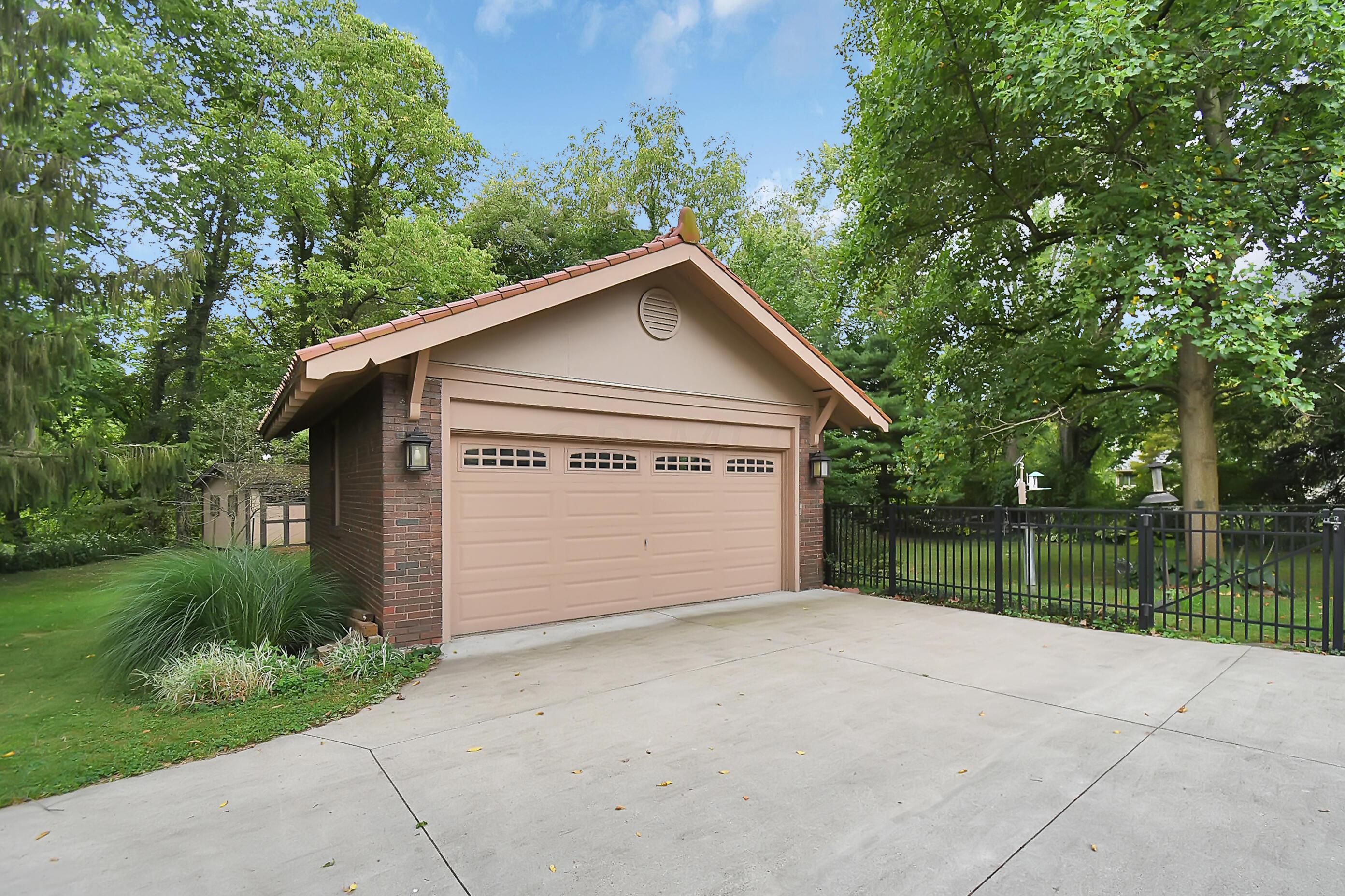 675 Granville Road Newark, OH 43055 - Photo 10 of 39 DSC_4882