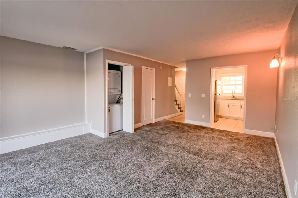 2537 Cedar Cypress Ct. Tampa, FL 33618 - Photo 4 of 29 a view of an empty room and window