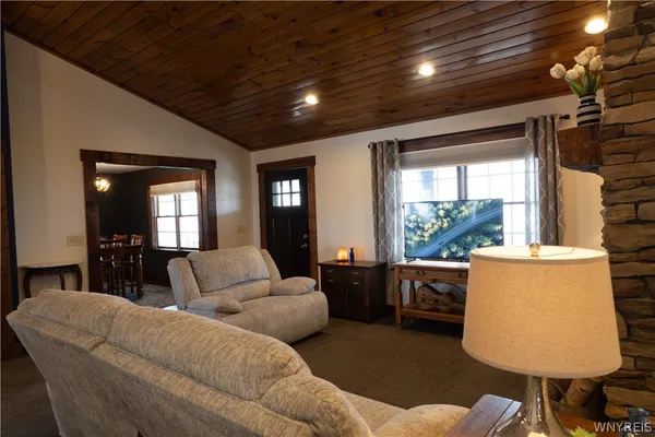 $624,999 | 3212 Lockport Road, Oakfield, NY 14125