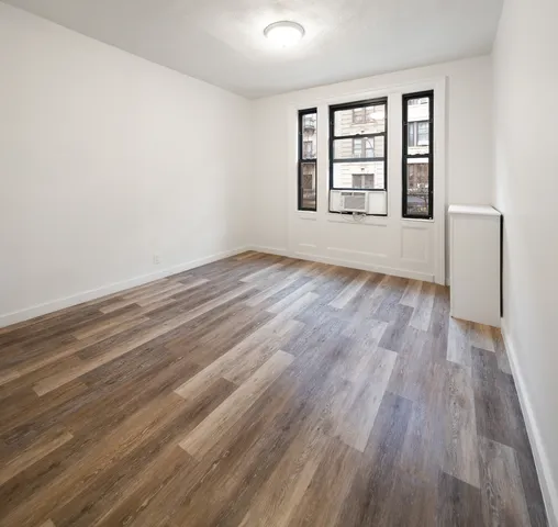 $3,950 | 715 West 180th Street, Unit 24 | Hudson Heights