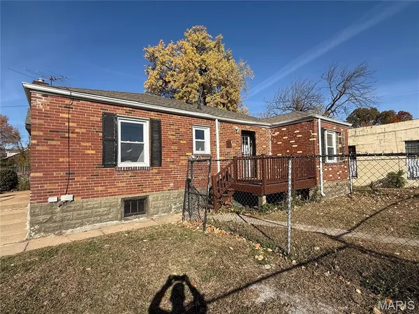 $89,900 | 6203 Dardanella Avenue, St. Louis, MO 63121