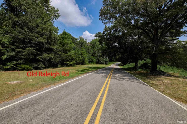 a view of a tennis court