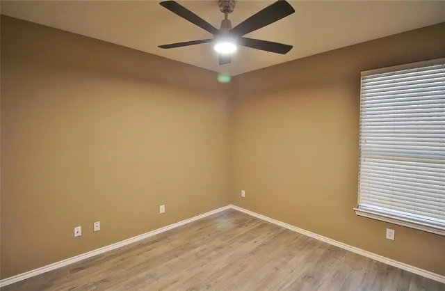 $2,395 | 314 Cascade Drive, Red Oak, TX 75154