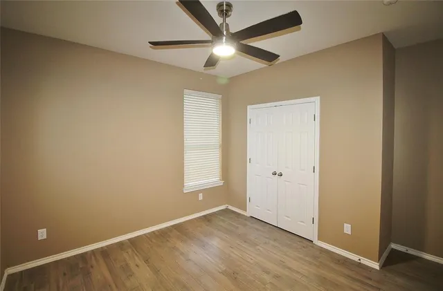 $2,395 | 314 Cascade Drive, Red Oak, TX 75154