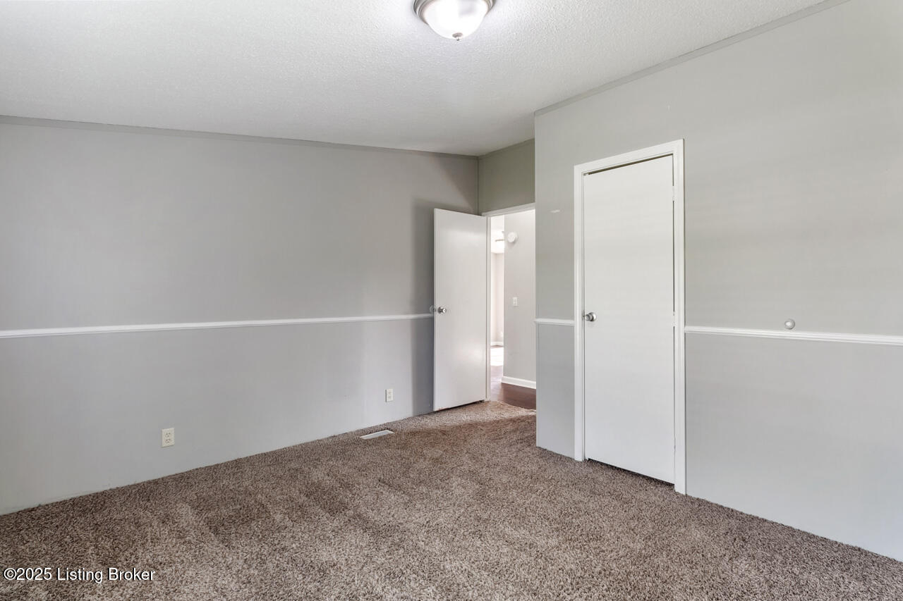 131 Rodeo Drive Cecilia, KY 42724 - Photo 25 of 42 131 Rodeo Dr - 36