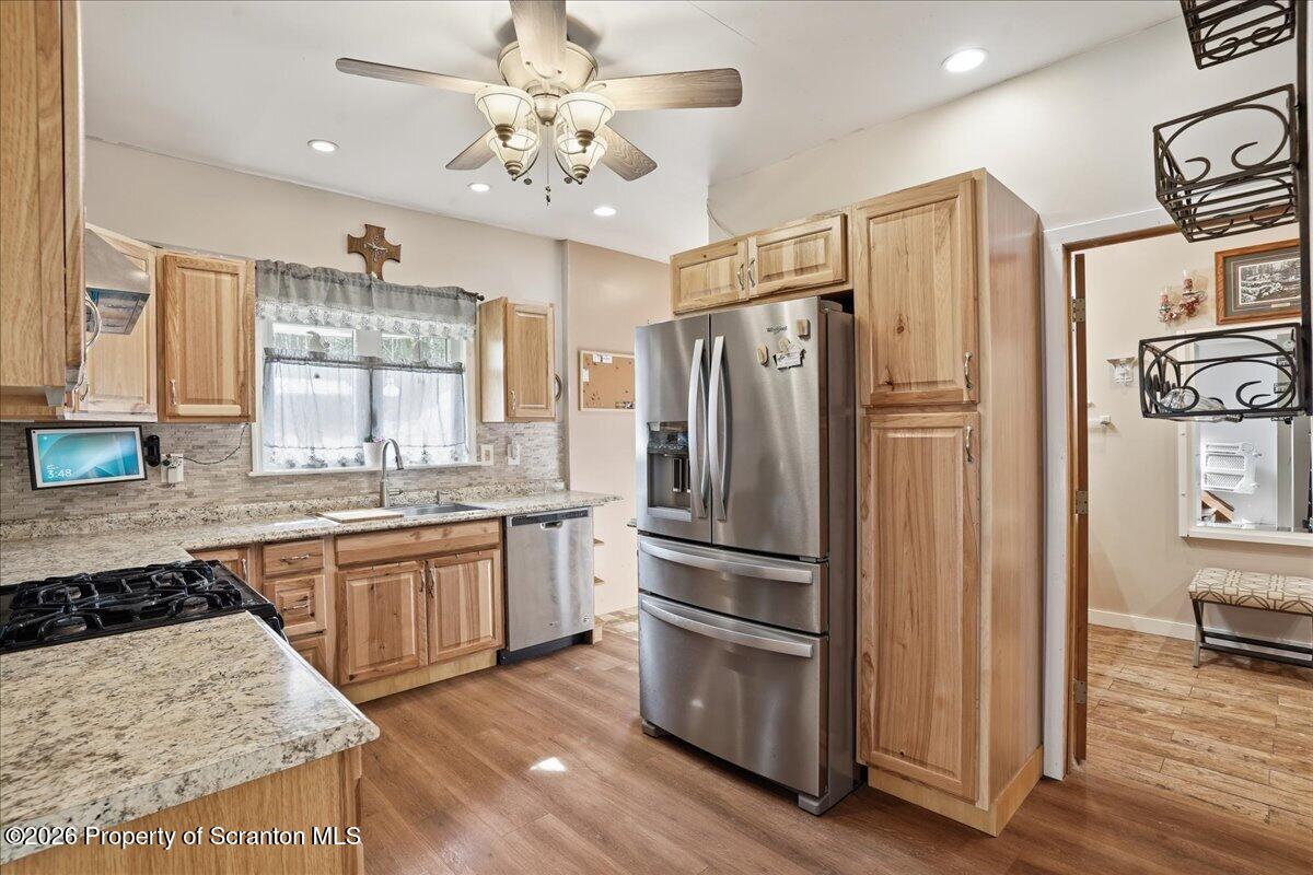 53 Rose Hill Road Lake Como, PA 18437 - Photo 11 of 62 11-53_Rose_Hill_Rd_017