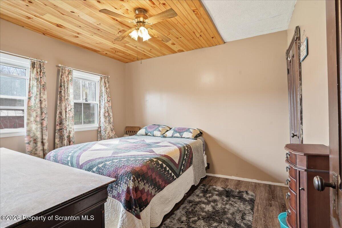 53 Rose Hill Road Lake Como, PA 18437 - Photo 37 of 62 37-53_Rose_Hill_Rd_043