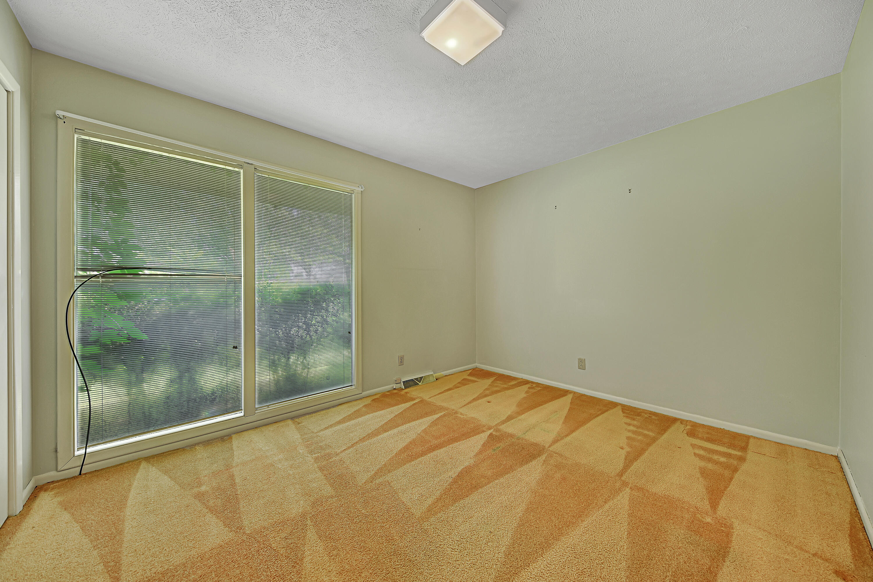 3328 Cunningham Road Knoxville, TN 37918 - Photo 12 of 23 AgentOptix -1