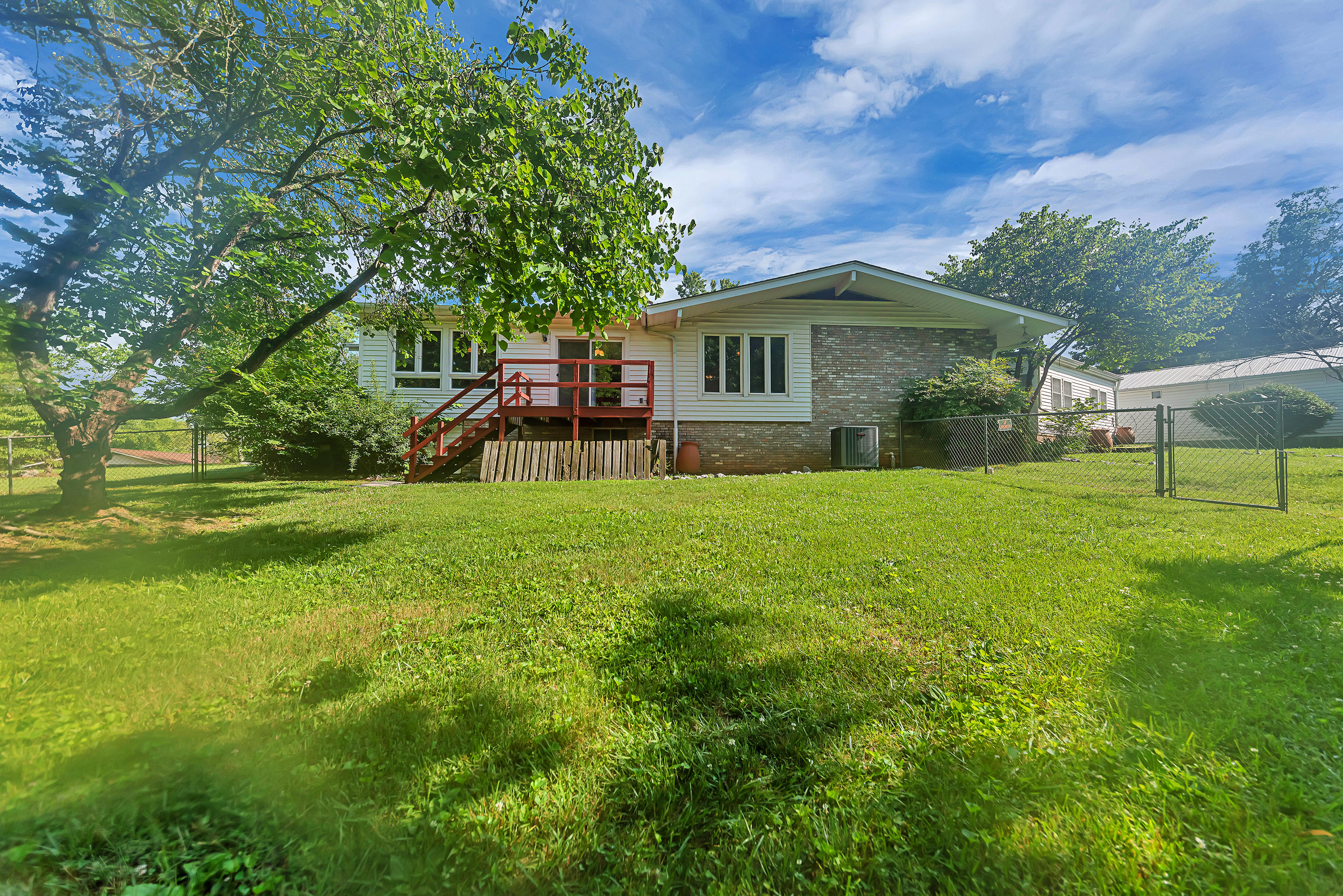 3328 Cunningham Road Knoxville, TN 37918 - Photo 18 of 23 AgentOptix -14
