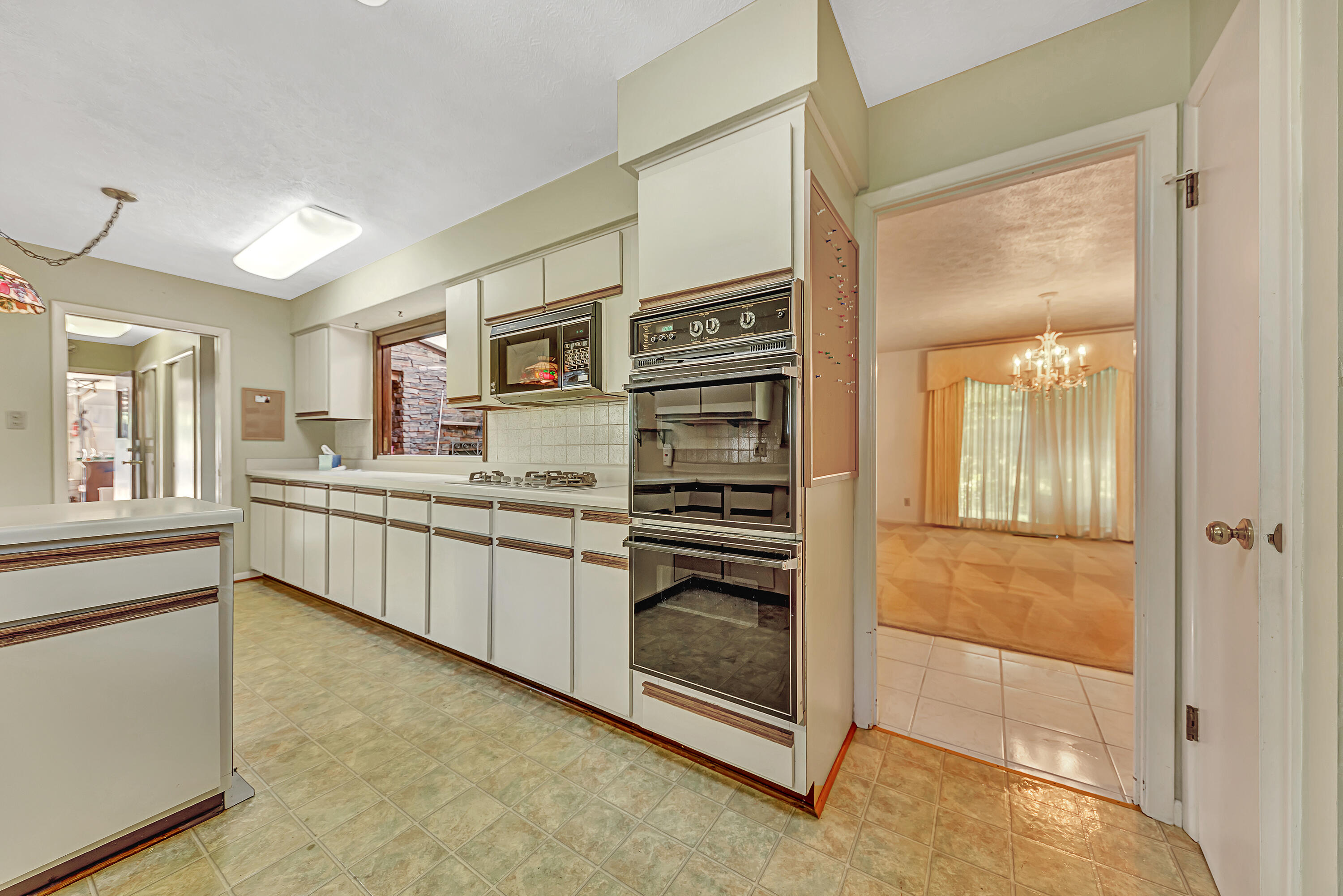 3328 Cunningham Road Knoxville, TN 37918 - Photo 6 of 23 AgentOptix -20