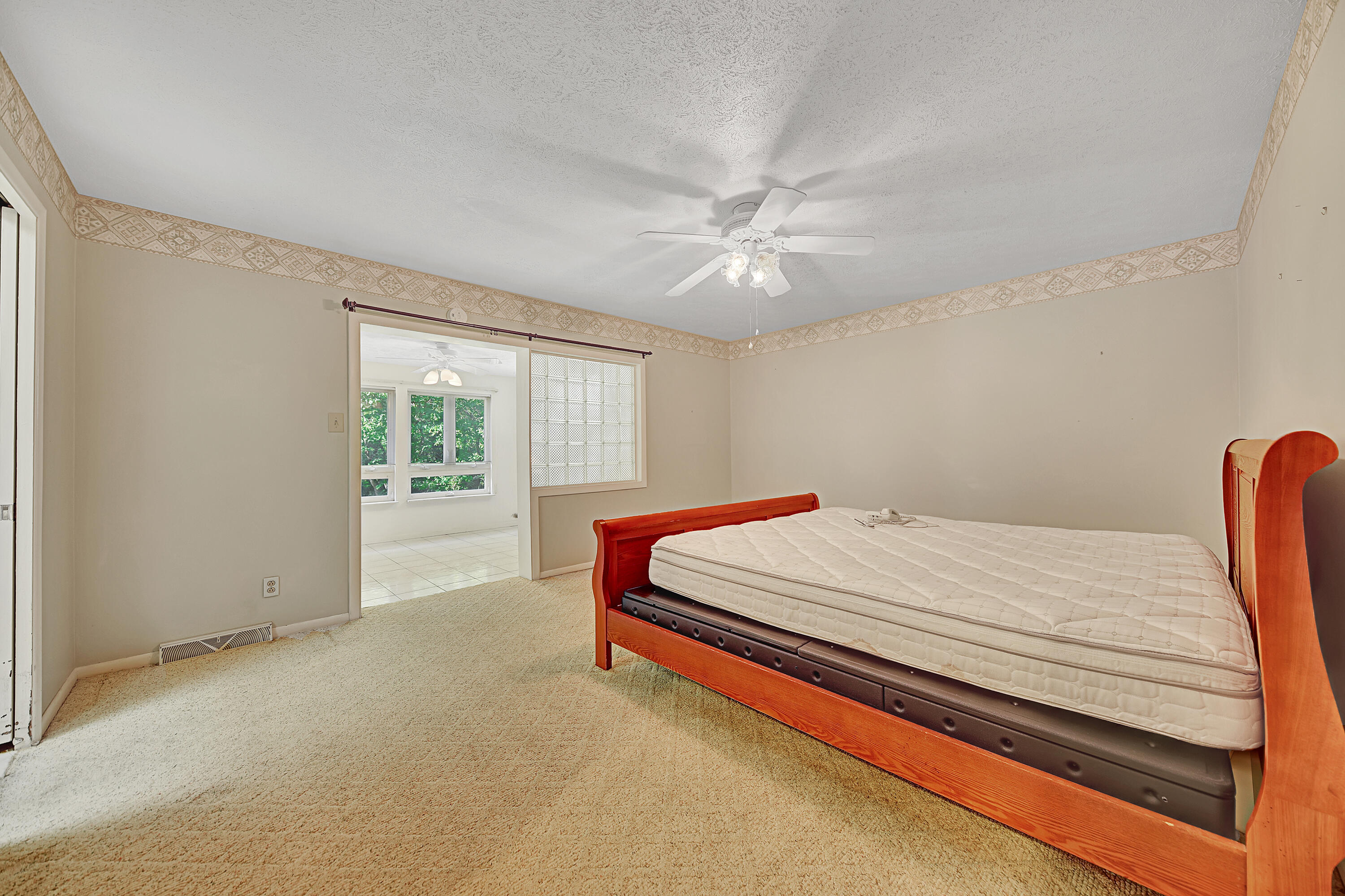 3328 Cunningham Road Knoxville, TN 37918 - Photo 9 of 23 AgentOptix -4