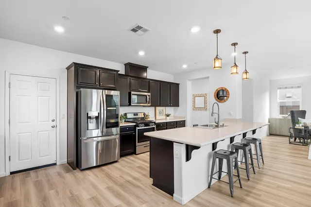 $629,000 | 1414 St Louis Way, Woodland, CA 95776