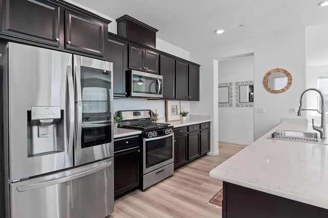 $629,000 | 1414 St Louis Way, Woodland, CA 95776