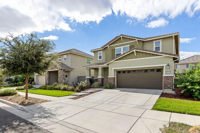 $629,000 | 1414 St Louis Way, Woodland, CA 95776